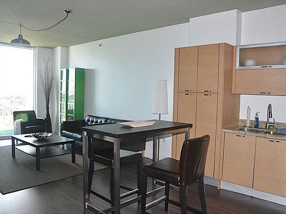 5th image of 3180 Coral Way APT 1004