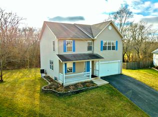 100 Shawnee Ln, Harvard, IL 60033