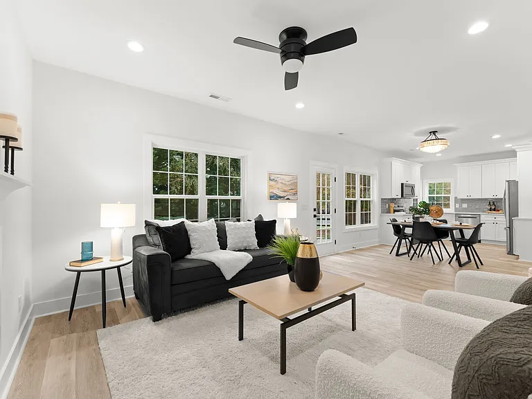 6923 Cascade Dream Ct — Photo 18