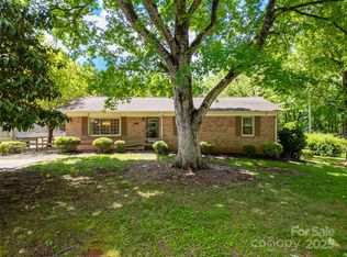 2808 Findley Rd, Statesville, NC 28625