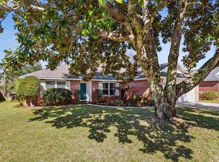 1992 Jessica Way, Navarre, FL 32566