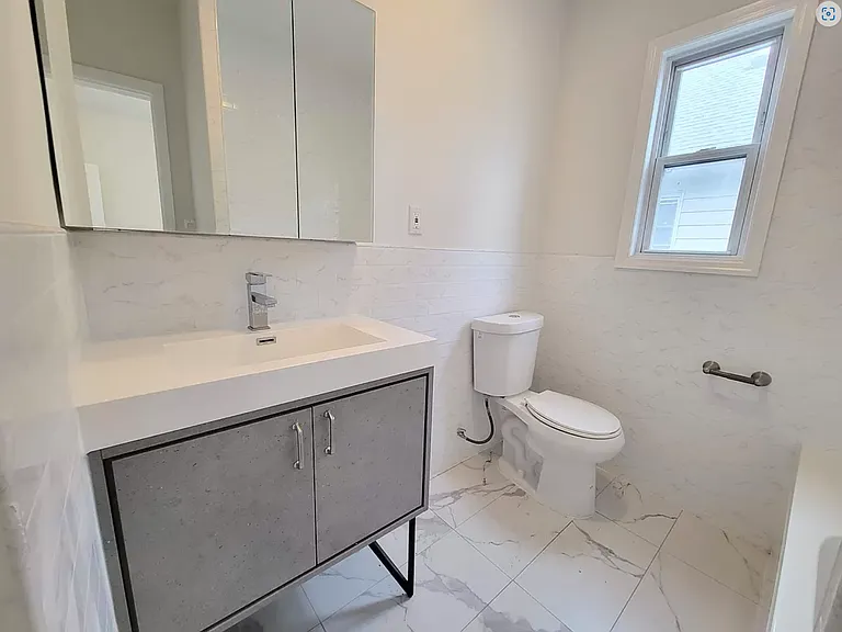 4582 Manhattan College Pkwy #1E — Photo 4