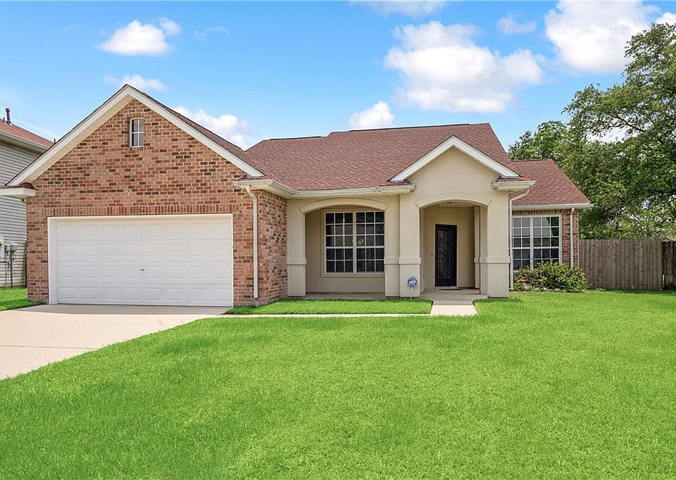 2106 Wellington Ln, Slidell, LA 70461 MLS 2425060 Zillow