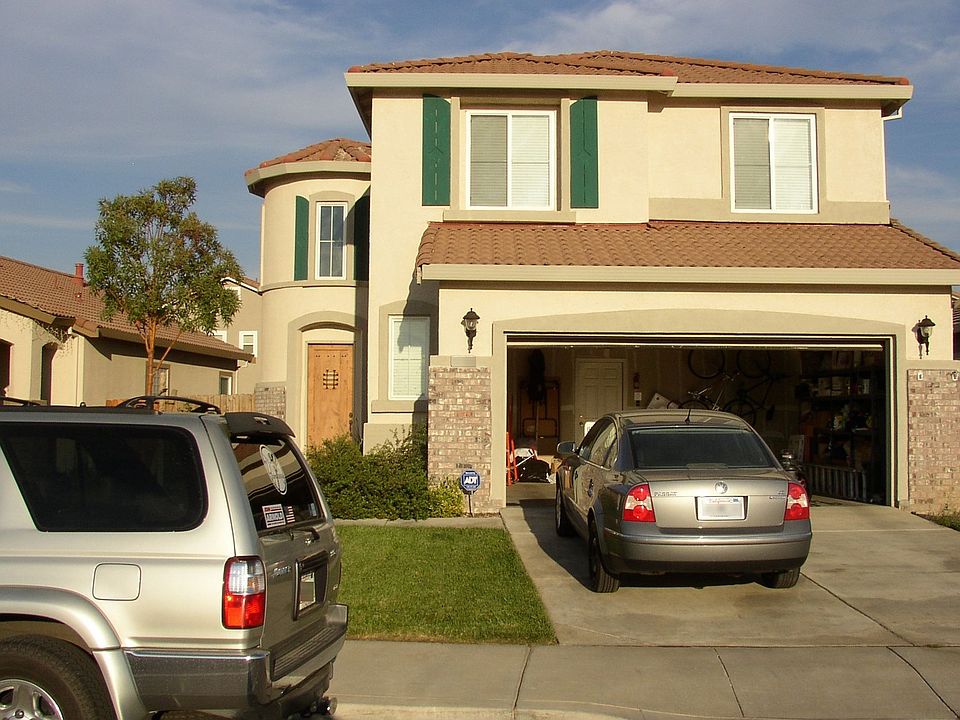 2nd image of 584 Mabel Josephine Dr
