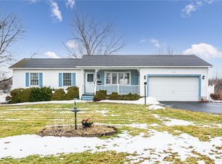 2450 Andrews Rd, Canandaigua, NY 14424