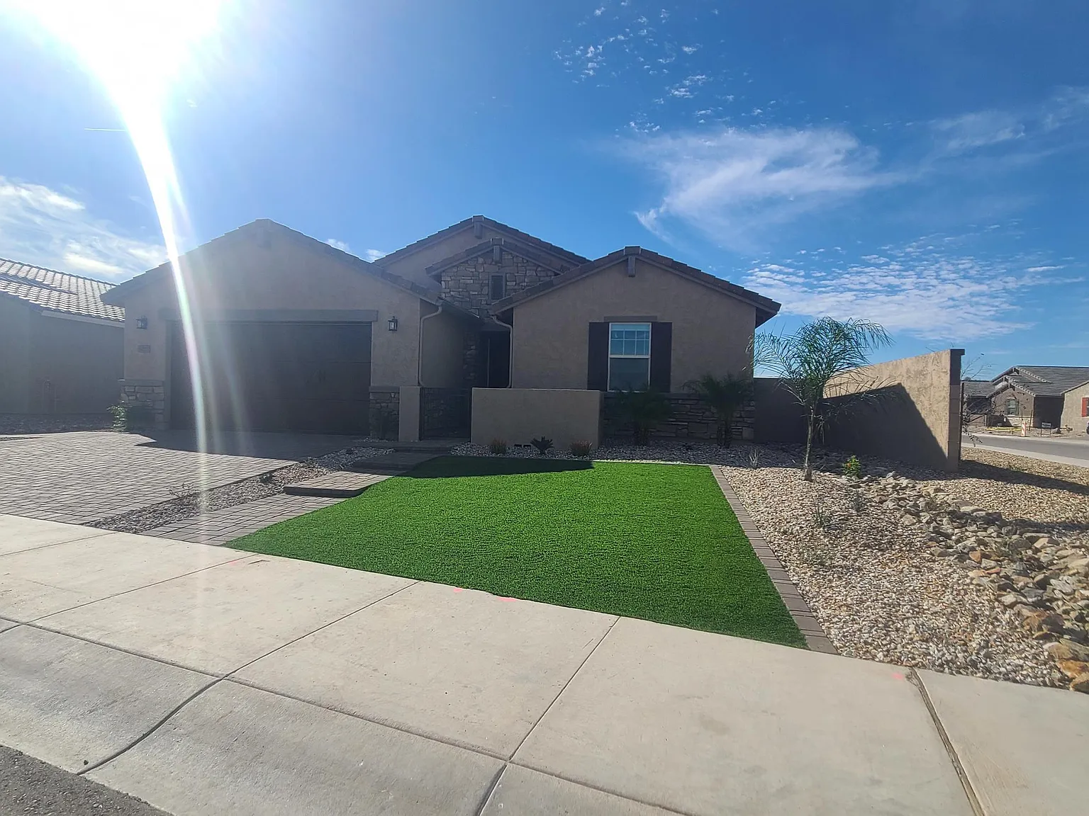 4 bed, 3.5 bath, 2563 sqft, $2,950 — Photo 2