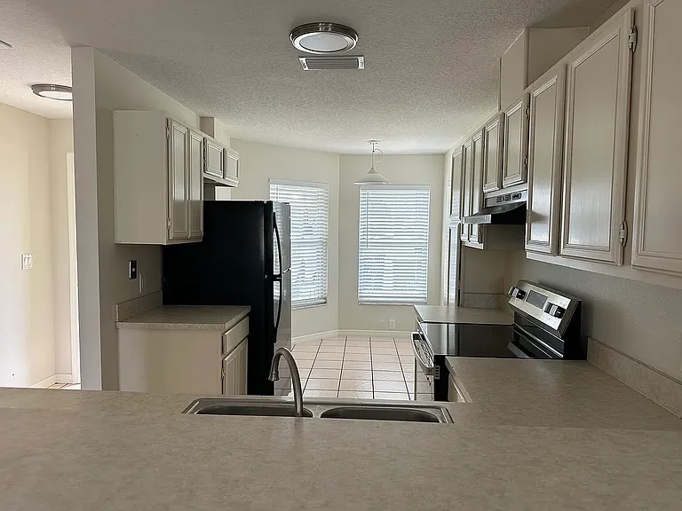 231 Golfpoint Dr — Photo 7