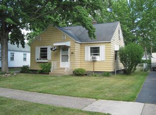 2213 Mills Ave, Muskegon, MI 49445