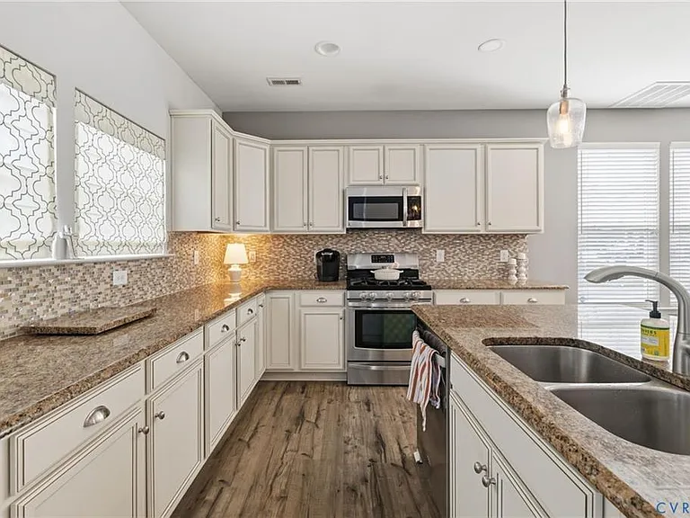 8018 Rutland Village Dr #1 — Photo 6