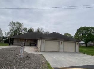 1980 Bank Ln, York, PA 17408