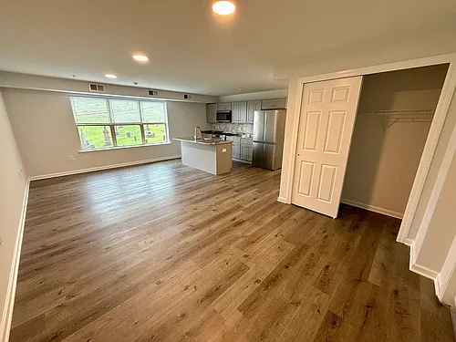 Floor plan 204