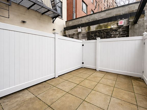 2nd image of 347 E 105th St APT 1N