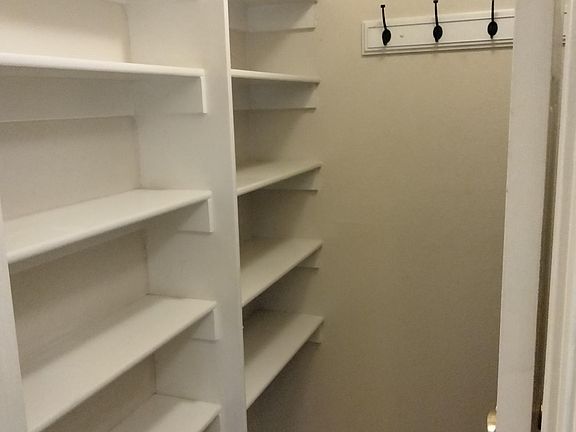 3rd image of 237 B St #8