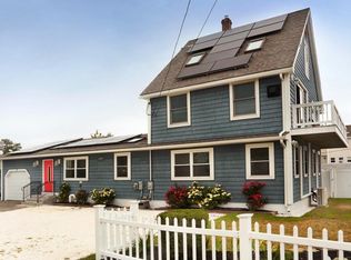 8 4th St, Newbury, MA 01951