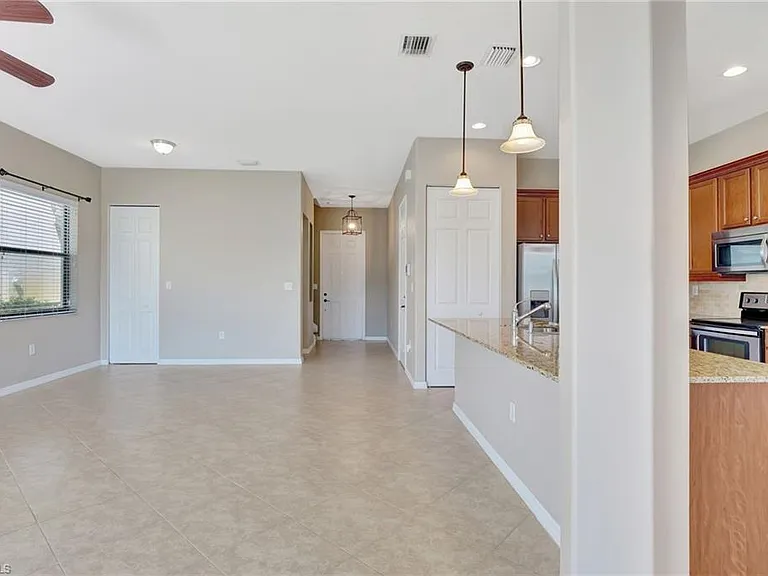 5374 Ferris Ave — Photo 8
