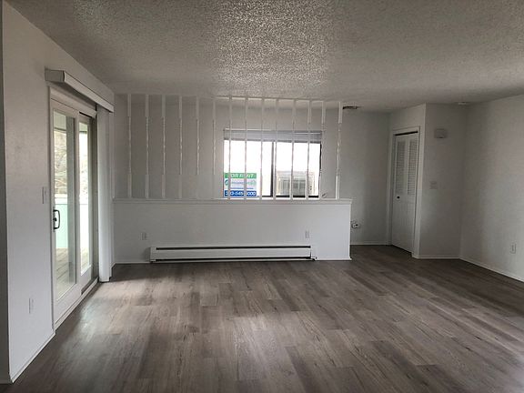 2nd image of 1110 Centaur Cir APT E