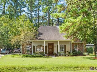 10410 Lone Pine Rd, Denham Springs, LA 70726