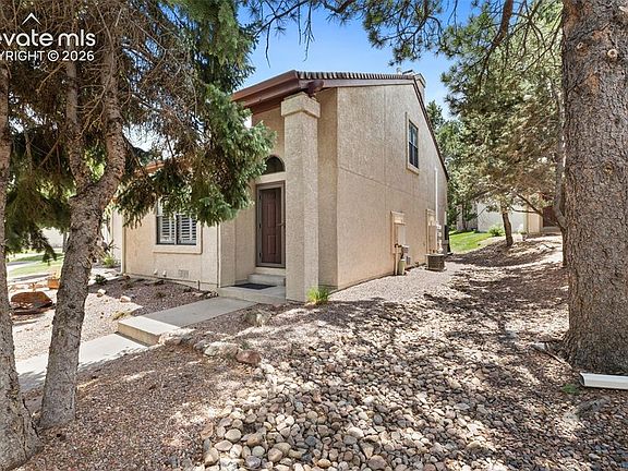 3rd image of 555 Autumn Crest Cir Unit F
