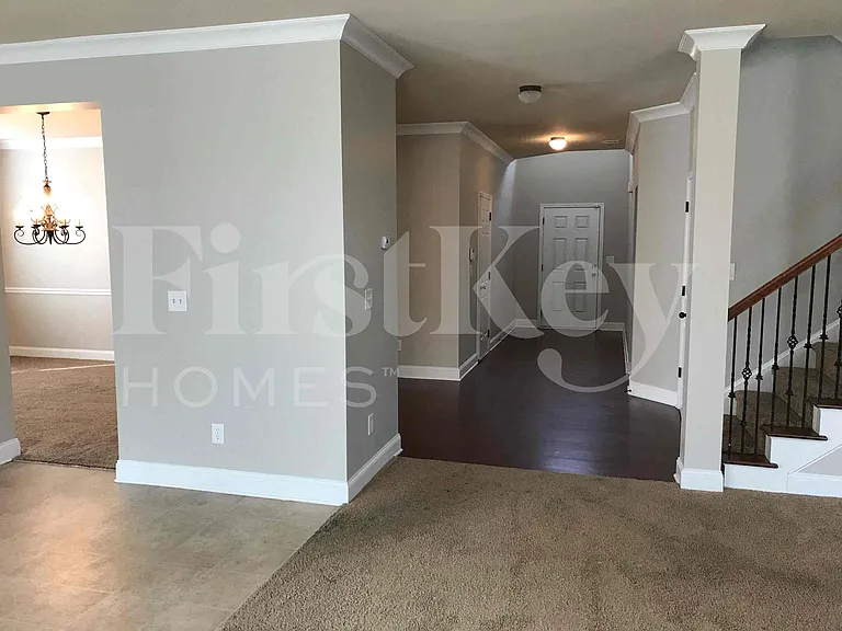 2022 Poplar Falls Ave — Photo 8