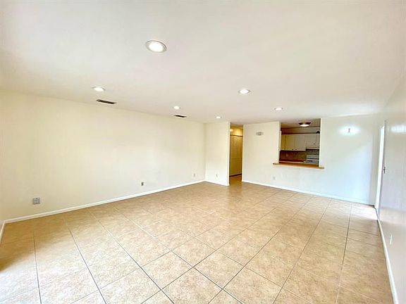 5th image of 125 S Palmway APT 2