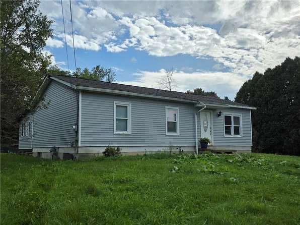 560 County Road 64, Elmira, NY 14903
