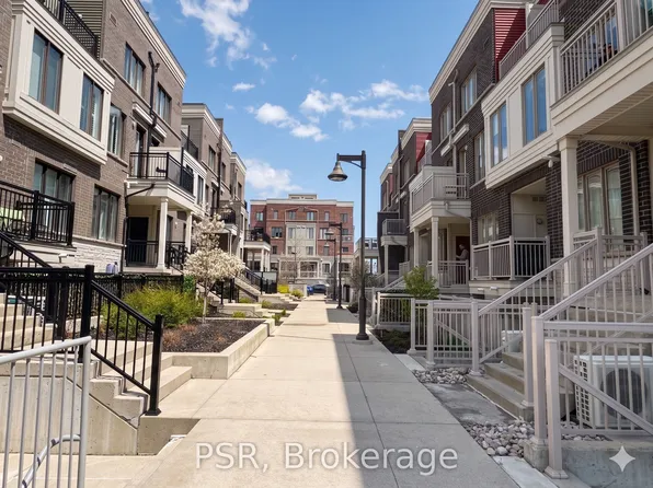120 Long Branch Ave #2, Toronto, ON M8W 0B1