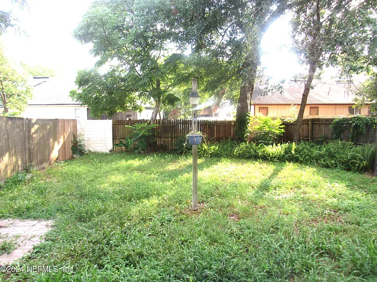 11722 Tanager Dr — Photo 4