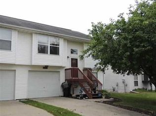 2310 12th St, Coralville, IA 52241