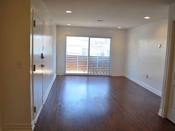4th image of 2610 W 47th Ave #205