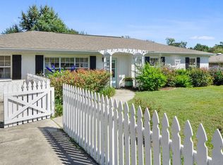 505 Highland Dr, Bay Saint Louis, MS 39520