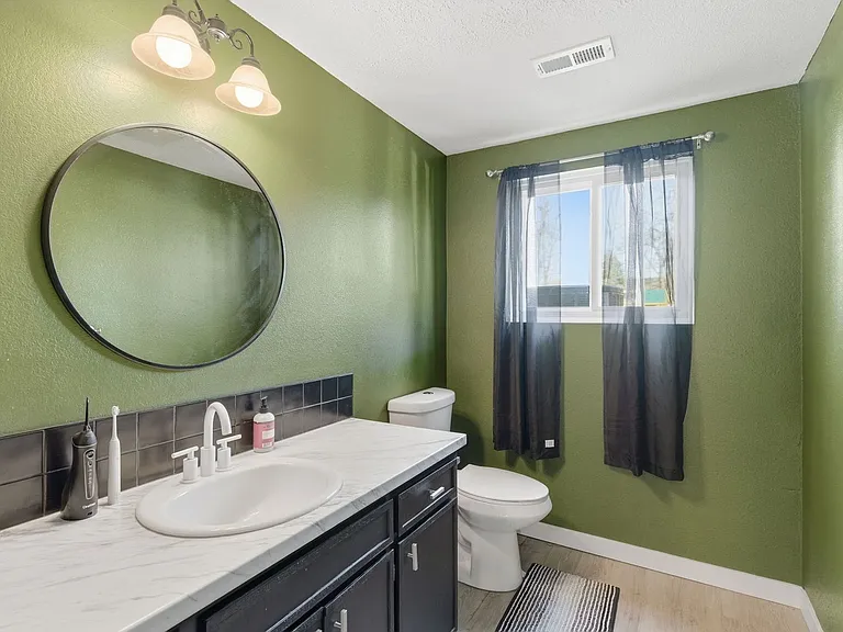 5107 S Madelia St — Photo 33
