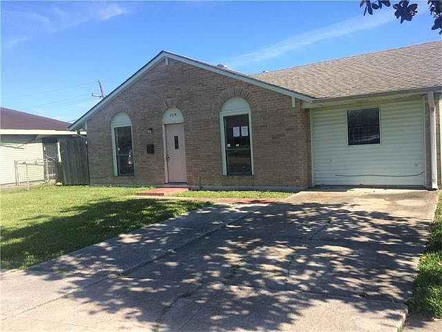 1st image of 108 Elaine Dr