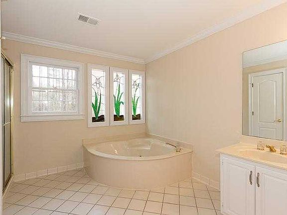 2161 Skyland Cove Ln