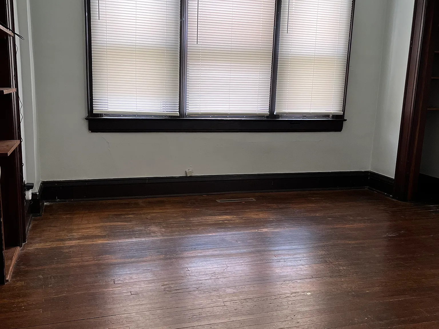 1 bed, 900 sqft, $825 — Photo 4