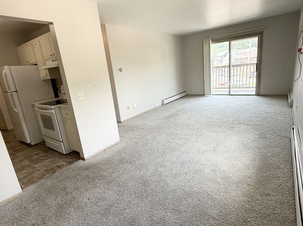 2050 Allen Blvd #22