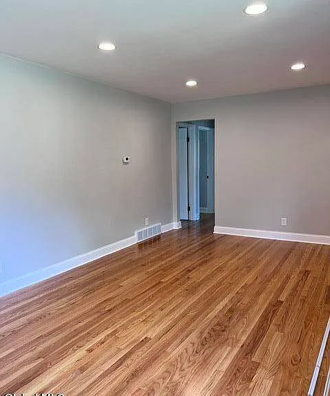 3936 Albany St — Photo 25