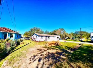 14602 Lake Ave, Dover, FL 33527