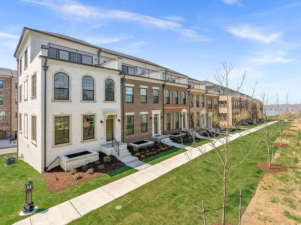 The Renwick Plan, Potomac Overlook The Monument Series