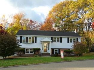7 Patricia Rd, Billerica, MA 01821
