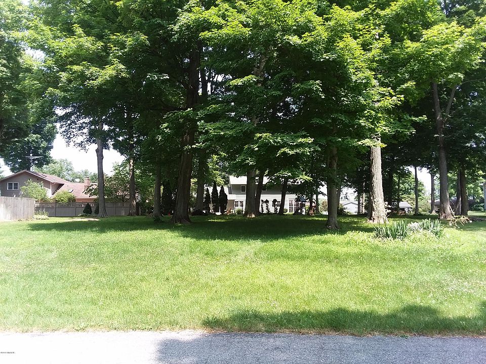 1st image of Sugar Island Dr