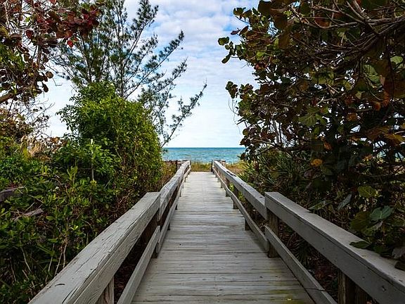 3rd image of 2260 E Beachside Ln