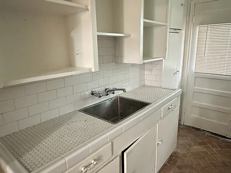 1842 W Main St #3 — Photo 13
