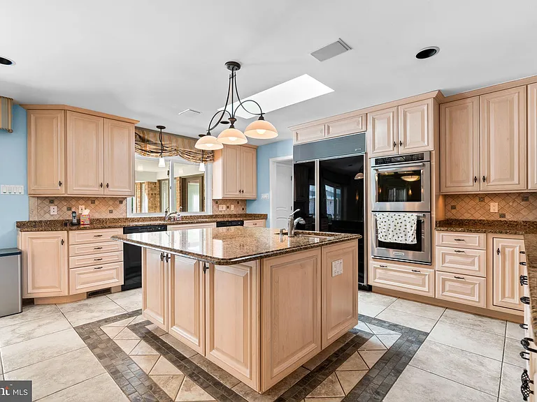 4233 Buckskin Wood Dr — Photo 18
