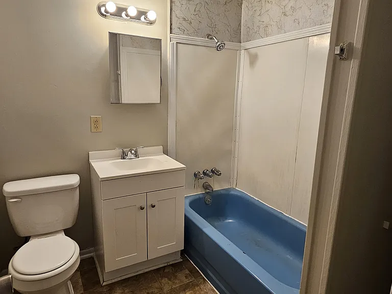 1107 E Lafayette St — Photo 68