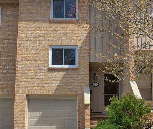 3rd image of 63 Fonthill Rd #4