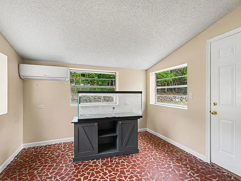 3960 Barcelona St — Photo 11
