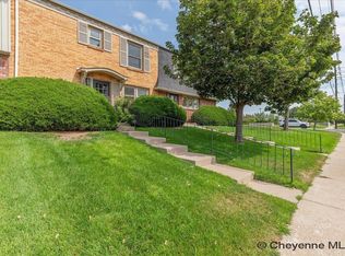 104 W 29th St, Cheyenne, WY 82001