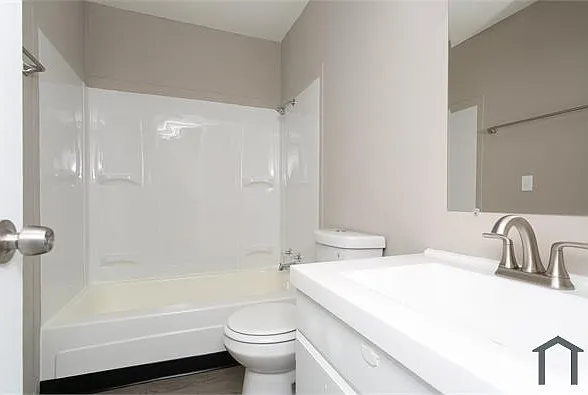 1 bed, 500 sqft, $799 — Photo 3