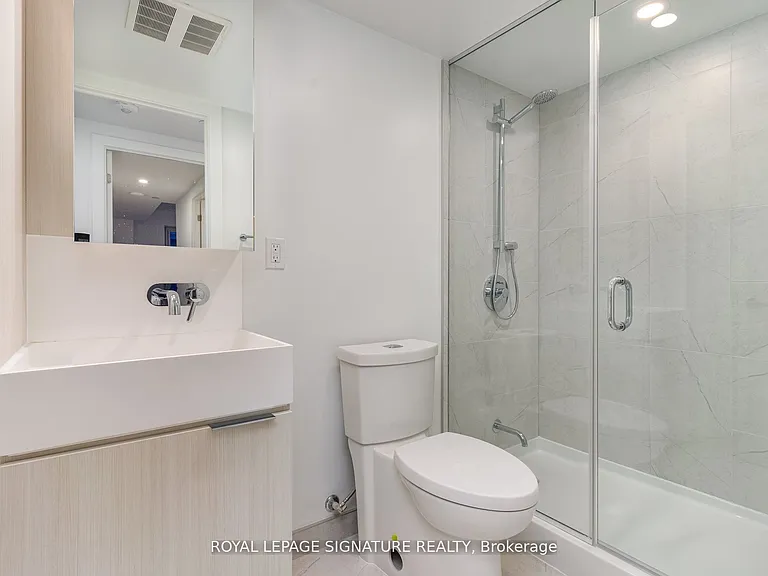 370 Martha St #304 — Photo 22
