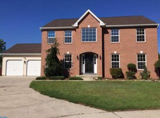 2 Fellowship Cir, Sicklerville, NJ 08081